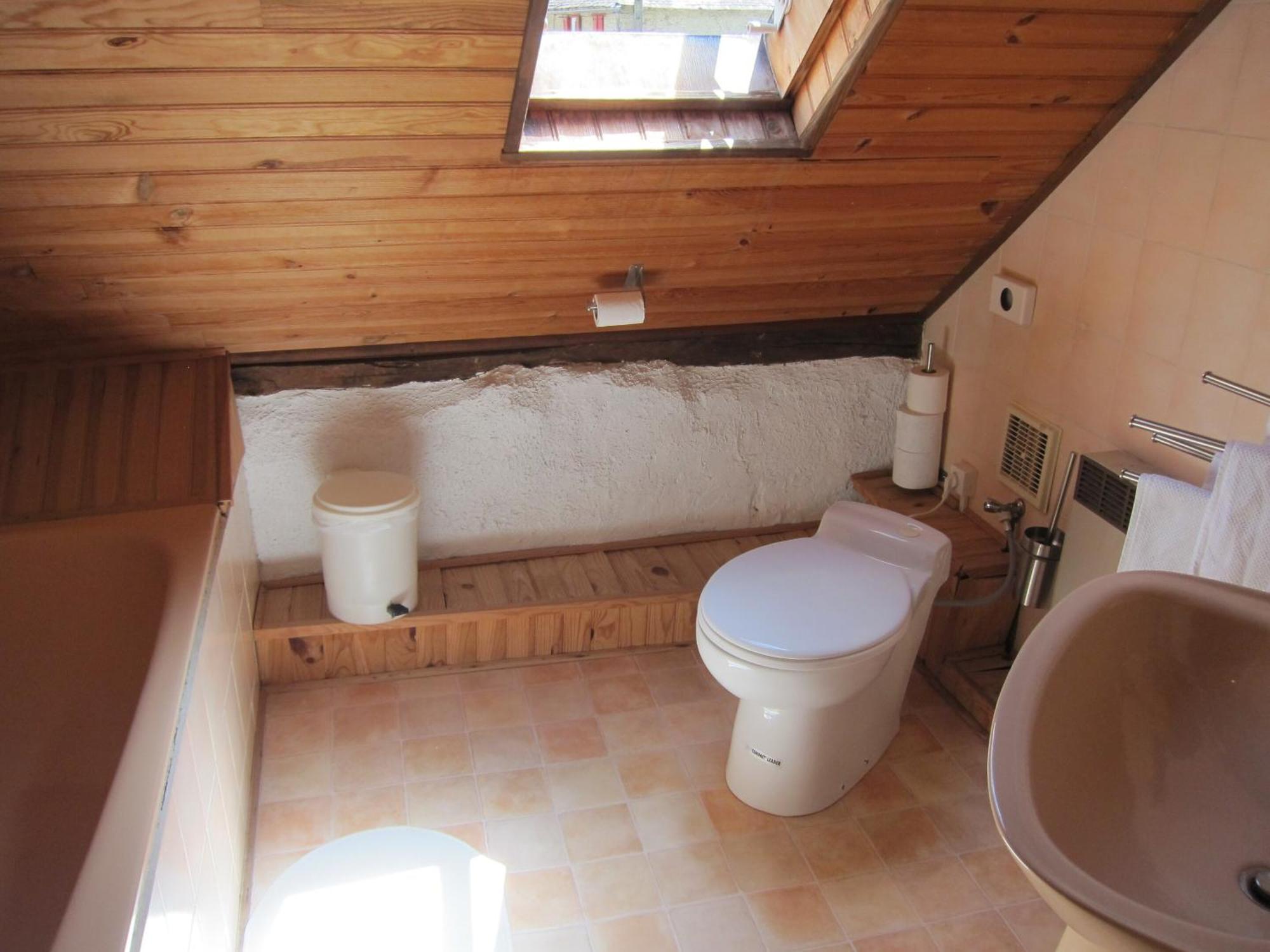 Auberge Des Deux Rivieres Seix 部屋 写真