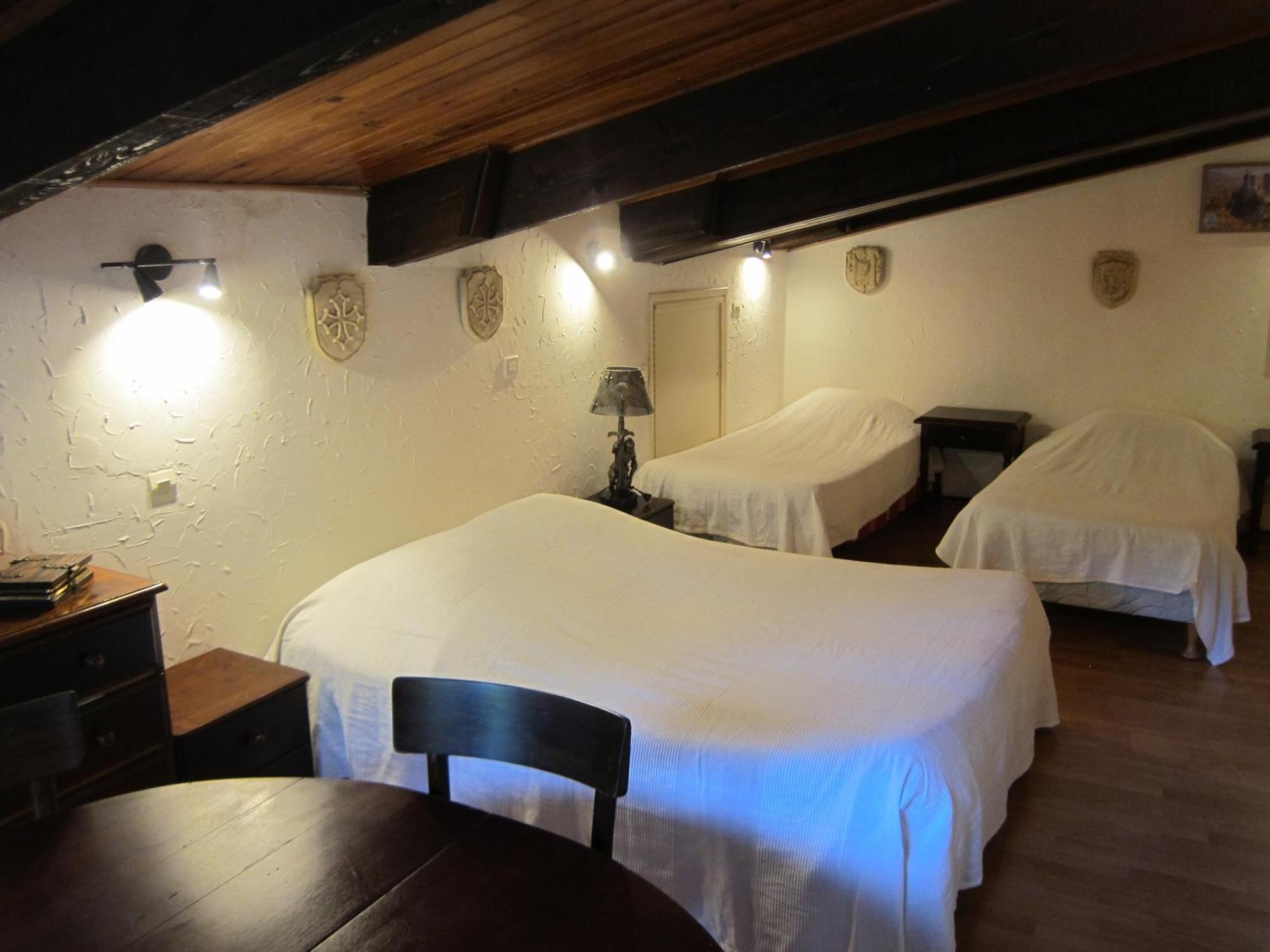 Auberge Des Deux Rivieres Seix 部屋 写真